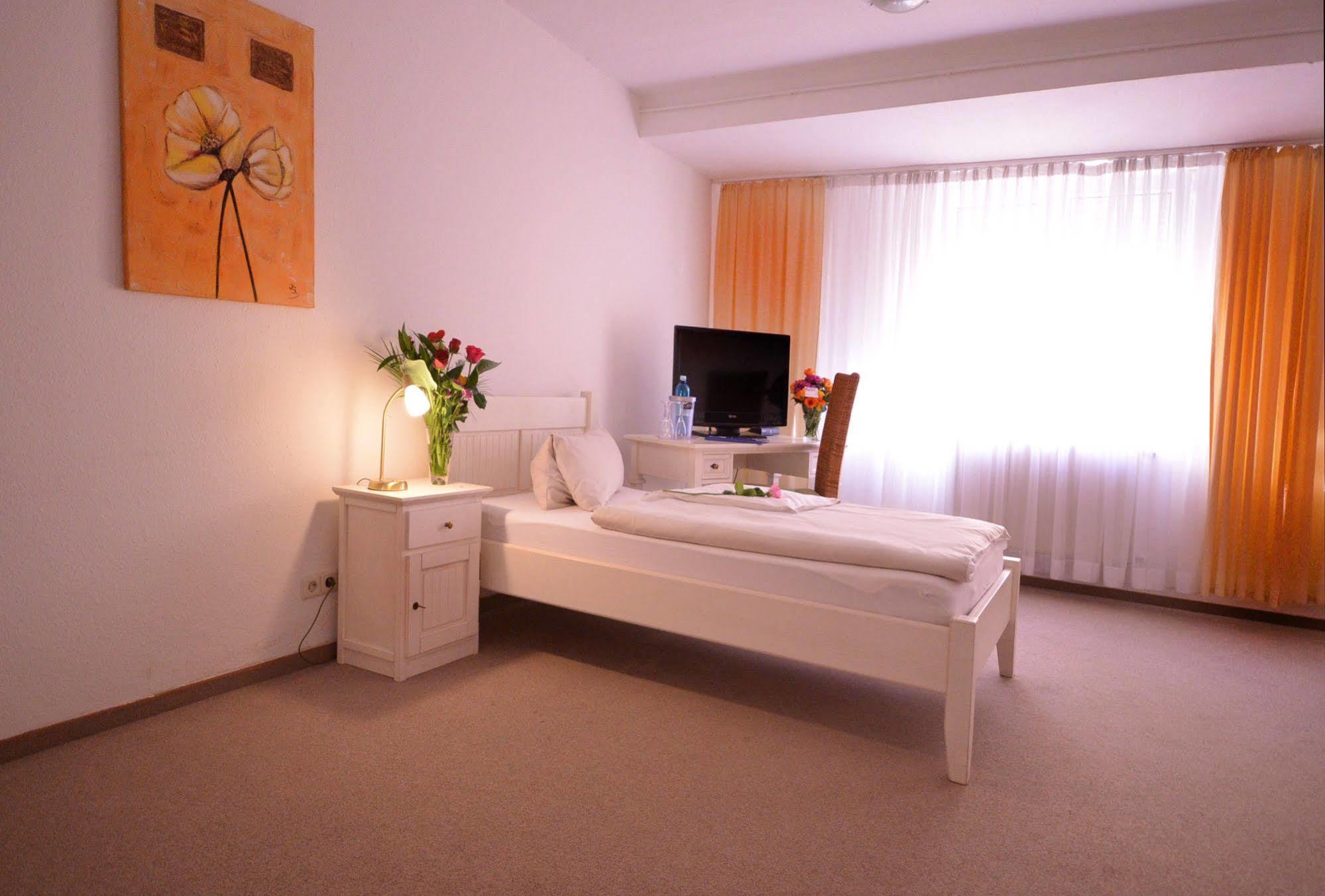 Alpha Hotel Garni Dietzenbach Luaran gambar