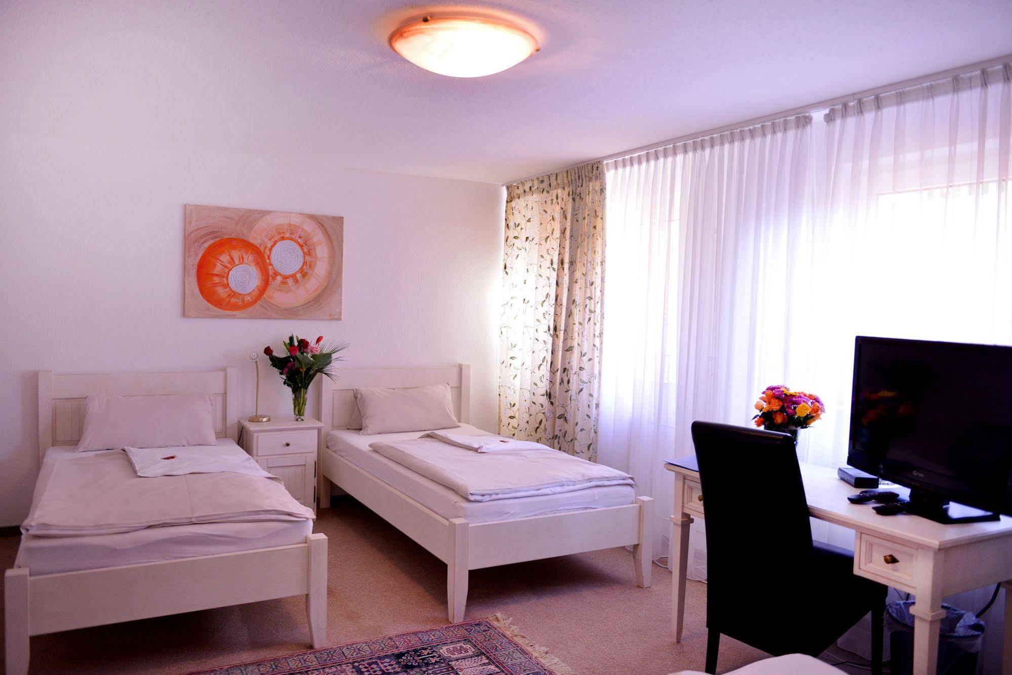 Alpha Hotel Garni Dietzenbach Luaran gambar